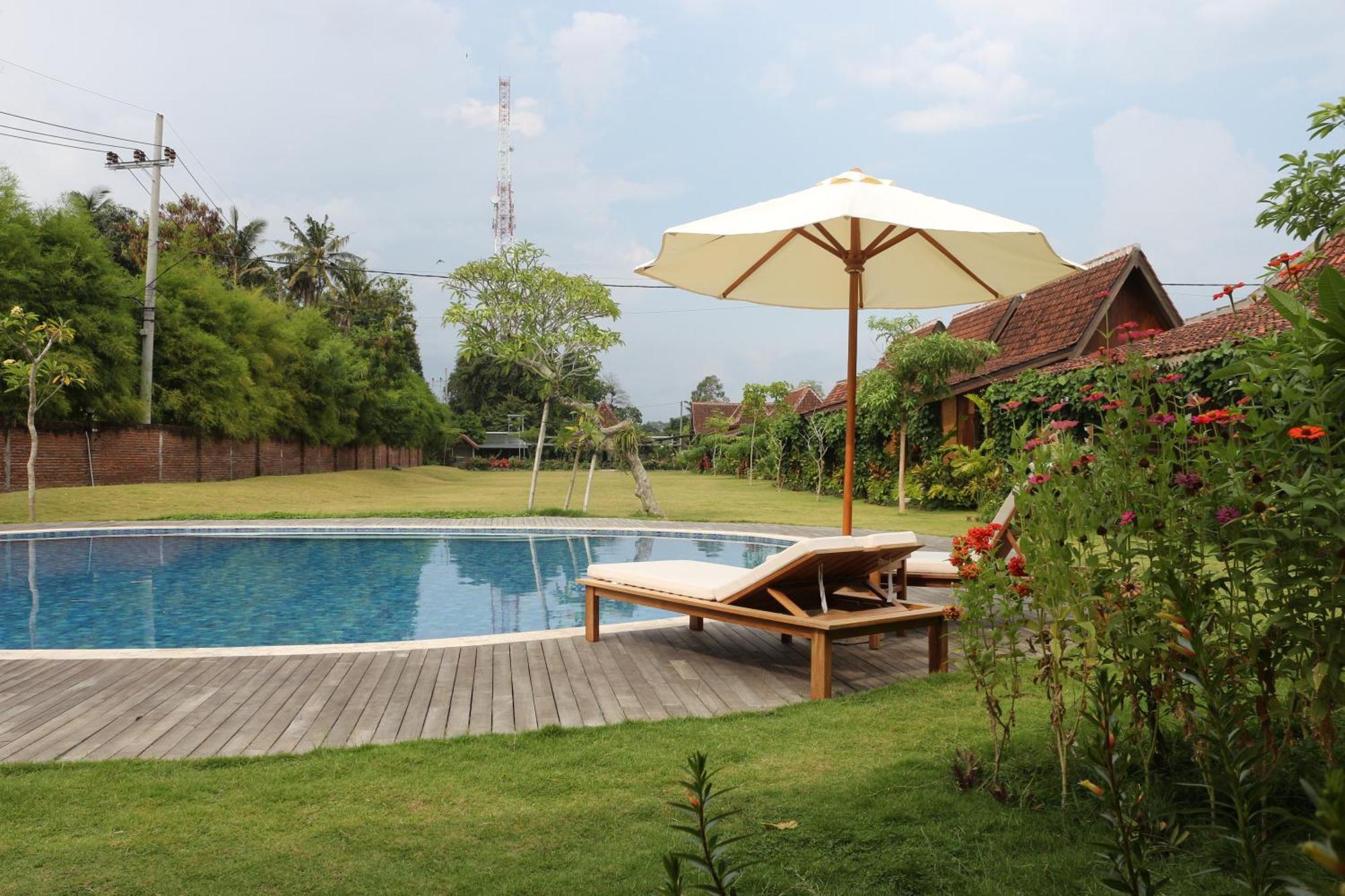Ijen Estate Resort And Villa Banyuwangi  Buitenkant foto